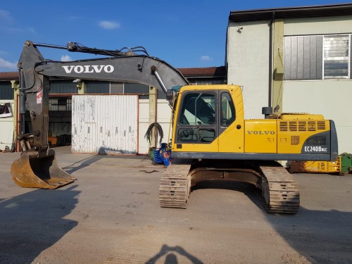 Escavatore Cingolato Volvo EC240BLNC